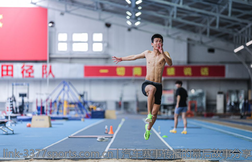 汽车赛事转播的幕后故事分享