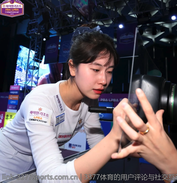 3377体育的用户评论与社交互动解析